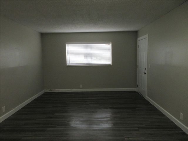 4240-4280 Woodside Drive, Coral Springs, FL 33065