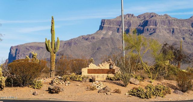 10378 E RISING SUN Place, Gold Canyon, AZ 85118