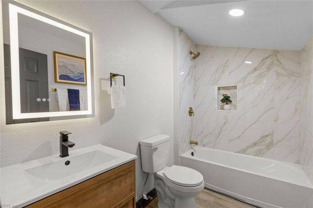 921 26th ST, Newport News, VA 23607