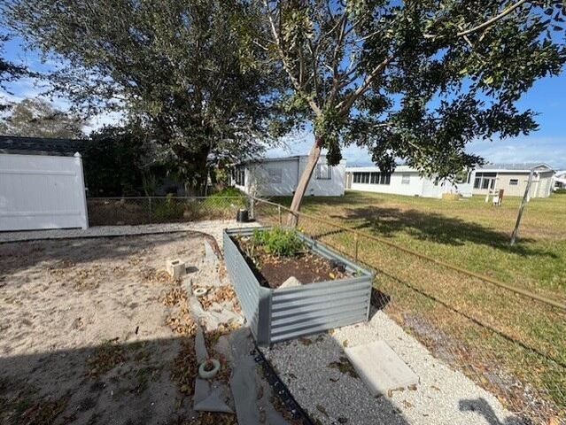 6927 SE Delegate Street, Hobe Sound, FL 33455