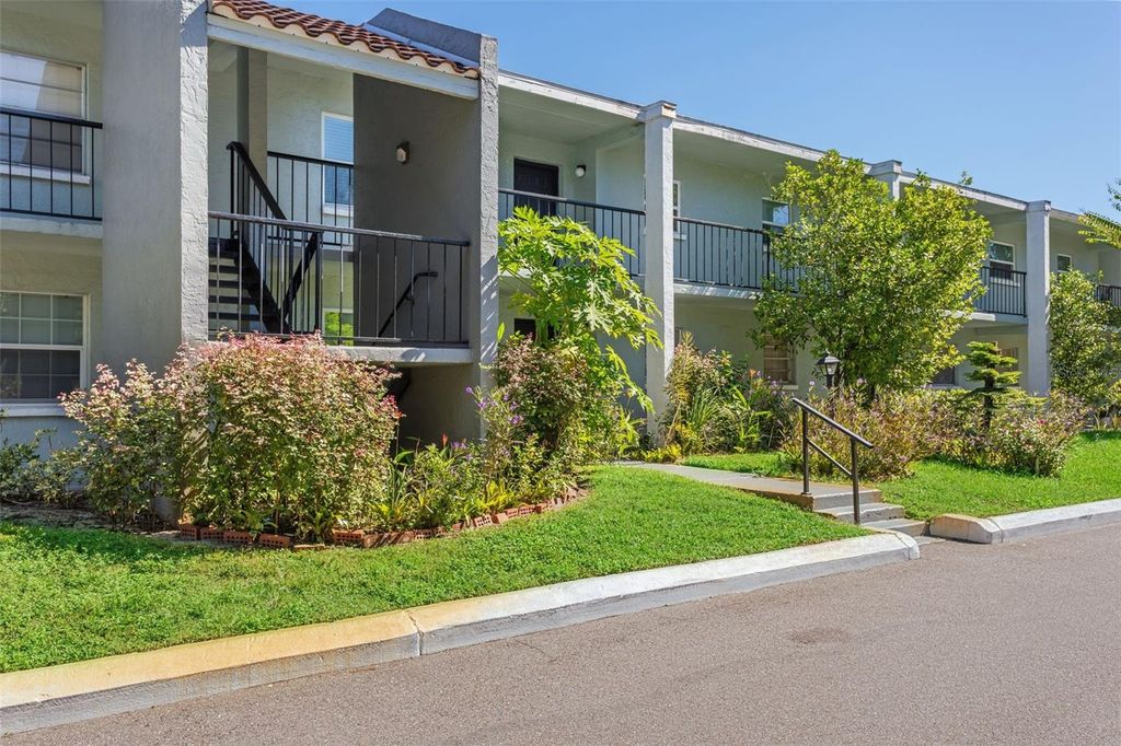 14421 AMERICANA CIRCLE 204, Tampa, FL 33613