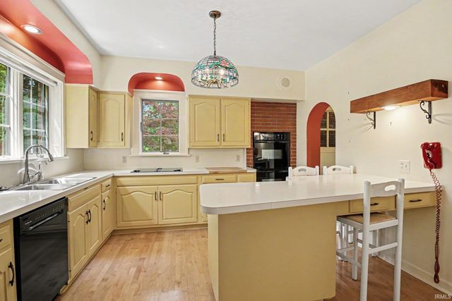 1109 Donmoyer Avenue, South Bend, IN 46614
