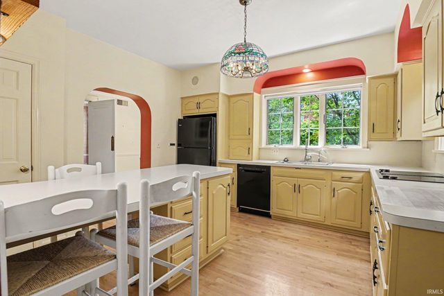 1109 Donmoyer Avenue, South Bend, IN 46614