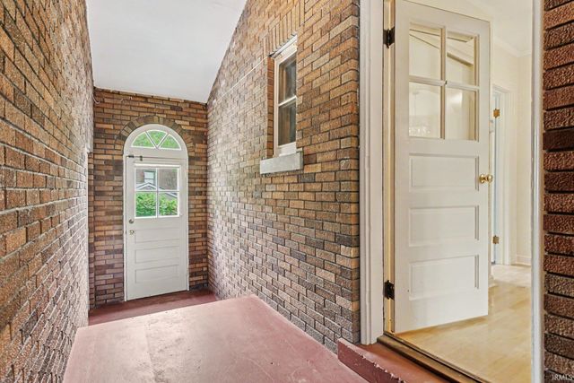 1109 Donmoyer Avenue, South Bend, IN 46614