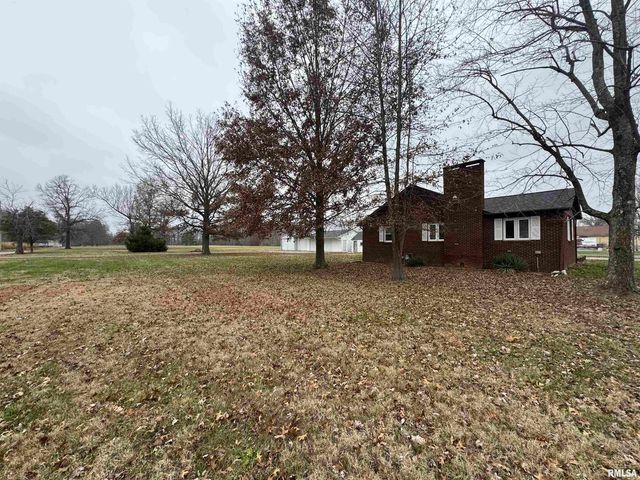 8576 Old 13, Marion, IL 62959