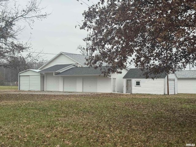 8576 Old 13, Marion, IL 62959