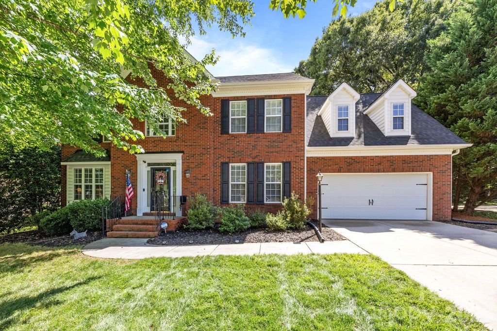 6932 Curlee Court, Charlotte, NC 28277