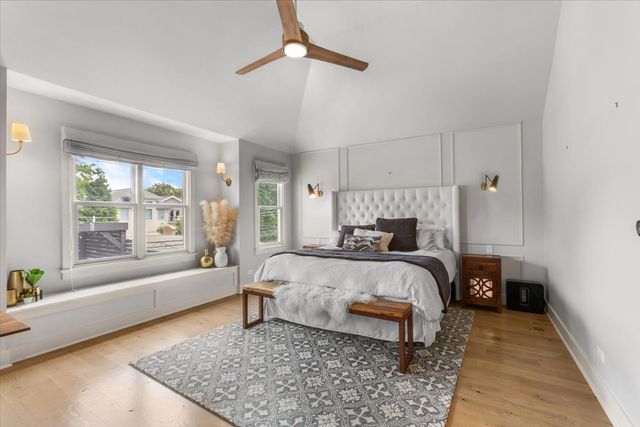 4123 N OAKLEY Avenue, Chicago, IL 60618