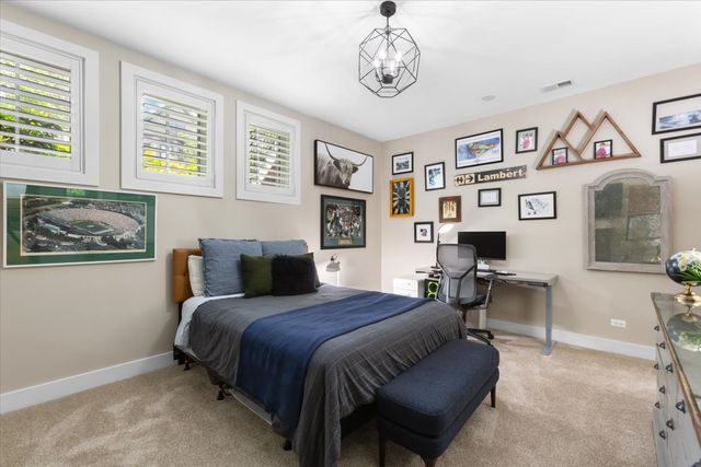 4123 N OAKLEY Avenue, Chicago, IL 60618
