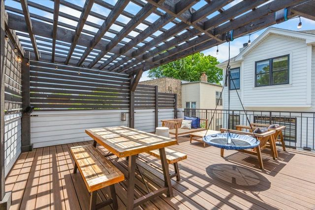 4123 N OAKLEY Avenue, Chicago, IL 60618