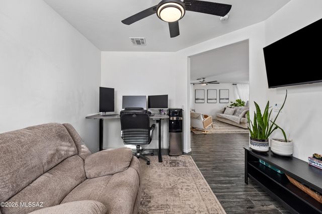 911 W Calle Calca, Sahuarita, AZ 85629