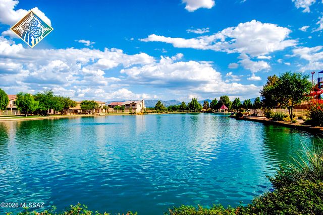 911 W Calle Calca, Sahuarita, AZ 85629