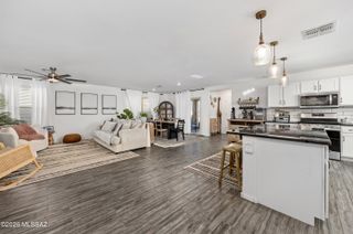 911 W Calle Calca, Sahuarita, AZ 85629