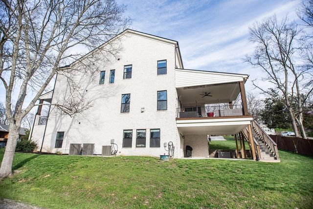 104 Ruby Dr, Hendersonville, TN 37075