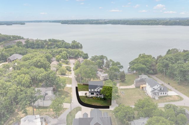 104 Ruby Dr, Hendersonville, TN 37075