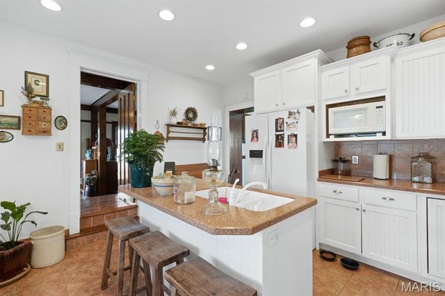 324 Vine Street, Dexter, MO 63841