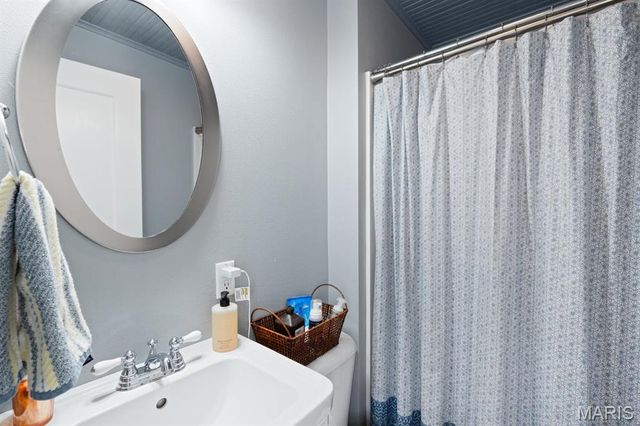 324 Vine Street, Dexter, MO 63841