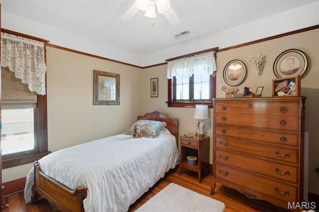 324 Vine Street, Dexter, MO 63841