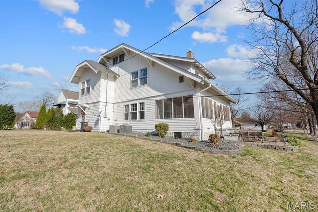 324 Vine Street, Dexter, MO 63841