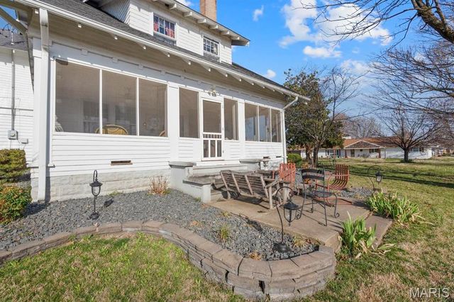 324 Vine Street, Dexter, MO 63841