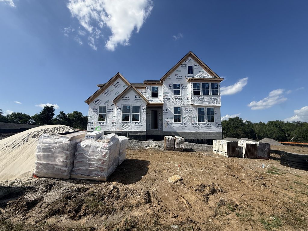 107 Cedarstone Drive, Mount Juliet, TN 37122