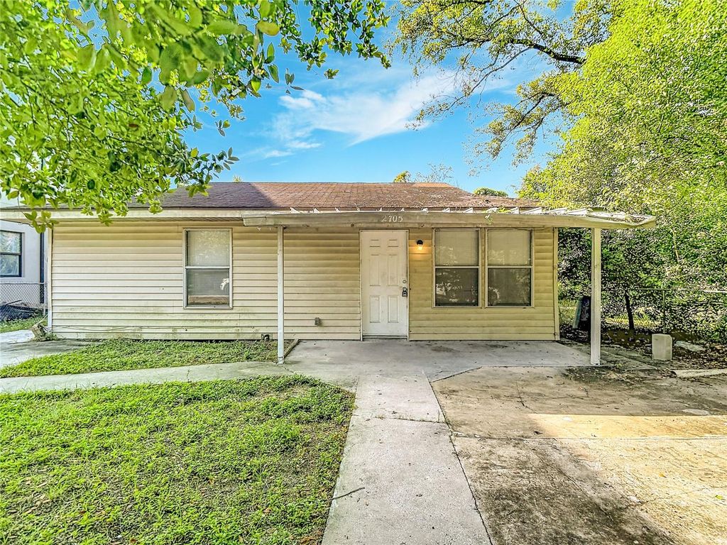 Image 2 of property listing at 2705 E 22ND AVENUE, Tampa, FL 33605