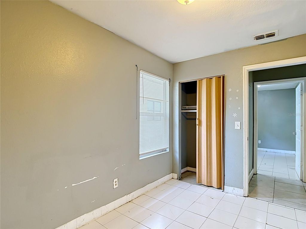 Image 14 of property listing at 2705 E 22ND AVENUE, Tampa, FL 33605