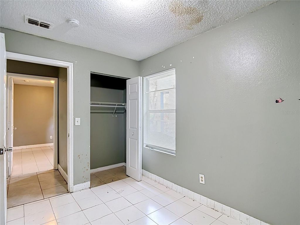 Image 17 of property listing at 2705 E 22ND AVENUE, Tampa, FL 33605