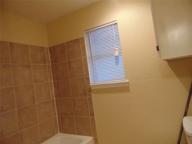 7233 Martha Lane, Fort Worth, TX 76112