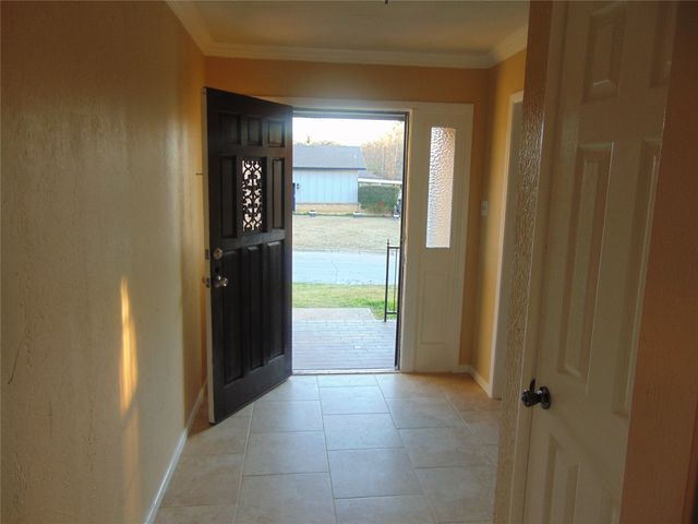 7233 Martha Lane, Fort Worth, TX 76112