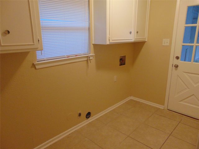 7233 Martha Lane, Fort Worth, TX 76112