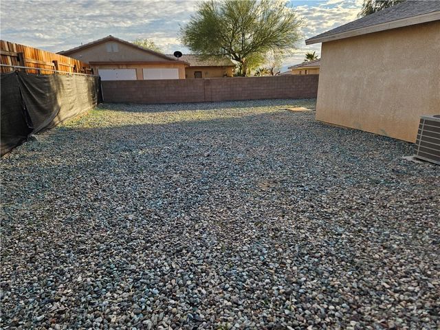 4806 S Baronsgate Way, Fort Mohave, AZ 86426