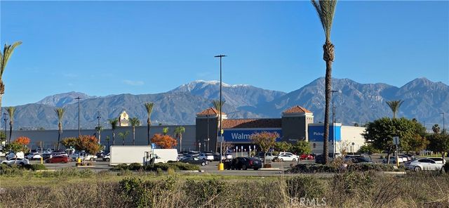 4 Country Mile Road, Phillips Ranch, CA 91766