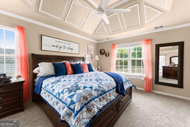 233 Cambridge Drive, Loganville, GA 30052