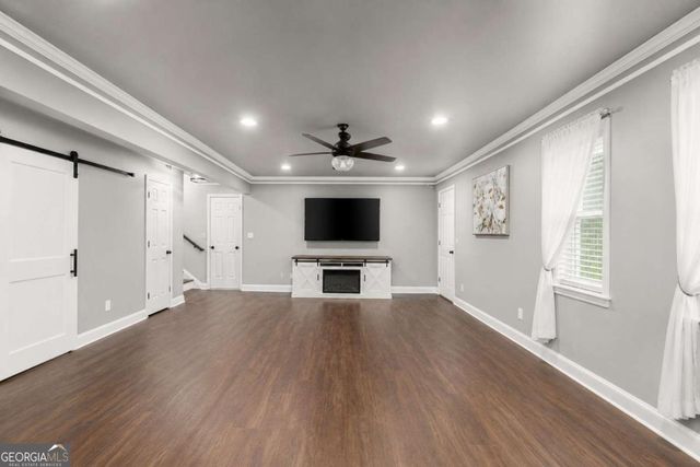 233 Cambridge Drive, Loganville, GA 30052