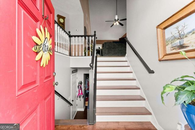 233 Cambridge Drive, Loganville, GA 30052