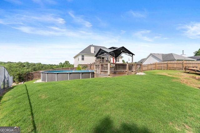 233 Cambridge Drive, Loganville, GA 30052