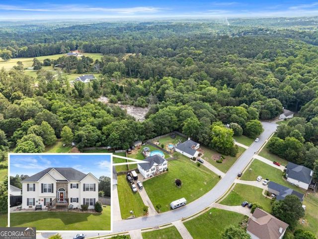 233 Cambridge Drive, Loganville, GA 30052