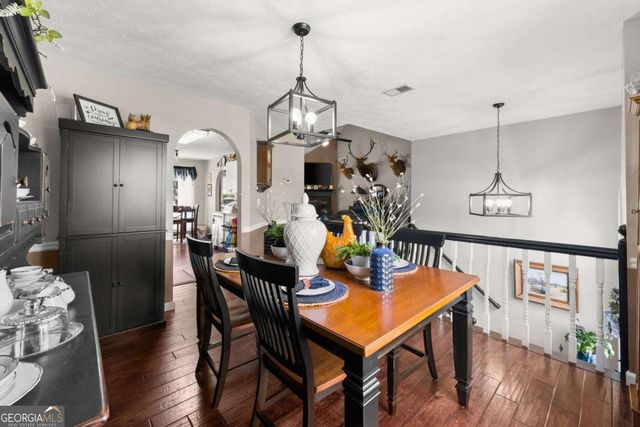 233 Cambridge Drive, Loganville, GA 30052