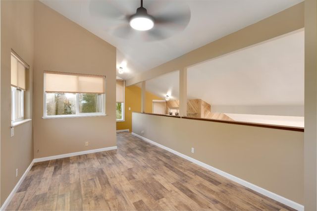 18891 Hummingbird Dr, Penn Valley, CA 95946