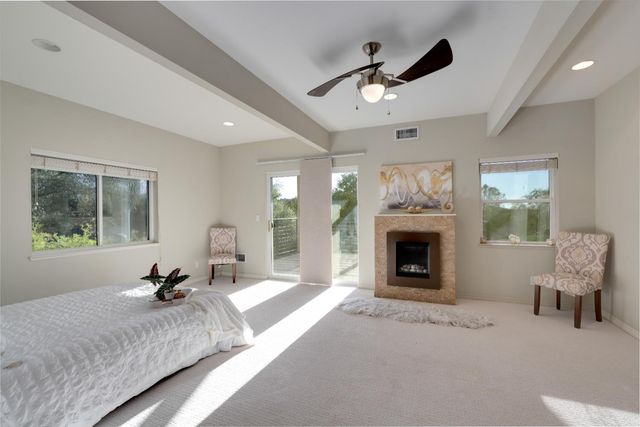 18891 Hummingbird Dr, Penn Valley, CA 95946