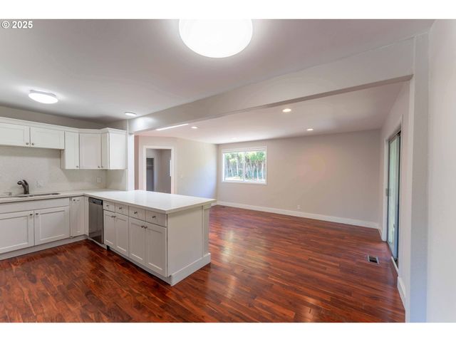 3826 Se 50TH Ave, Portland, OR 97206