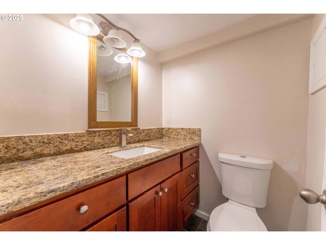 3826 Se 50TH Ave, Portland, OR 97206