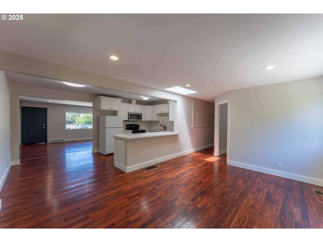 3826 Se 50TH Ave, Portland, OR 97206