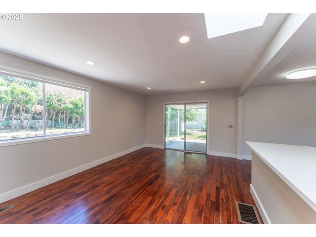 3826 Se 50TH Ave, Portland, OR 97206