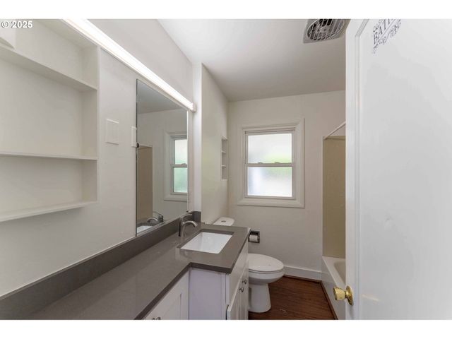 3826 Se 50TH Ave, Portland, OR 97206