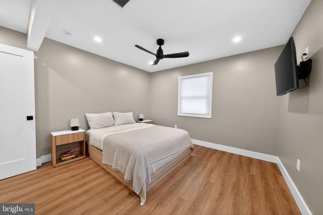 10 E SUTTON AVE, Moorestown, NJ 08057