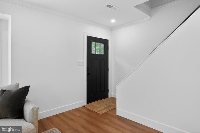 10 E SUTTON AVE, Moorestown, NJ 08057
