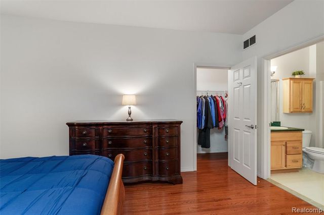 203 Jotham Avenue, Auburn Hills, MI 48326