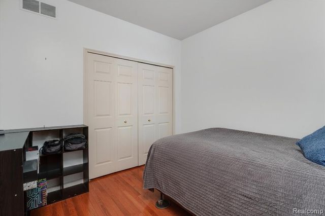 203 Jotham Avenue, Auburn Hills, MI 48326